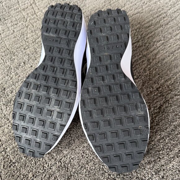 Women's Nike Waffle Debut Running Shoe - Picture 4 of 5